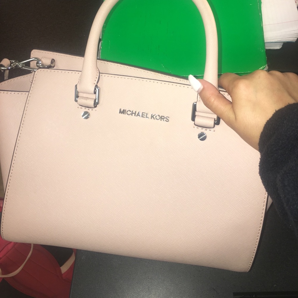 Michael Kors purse